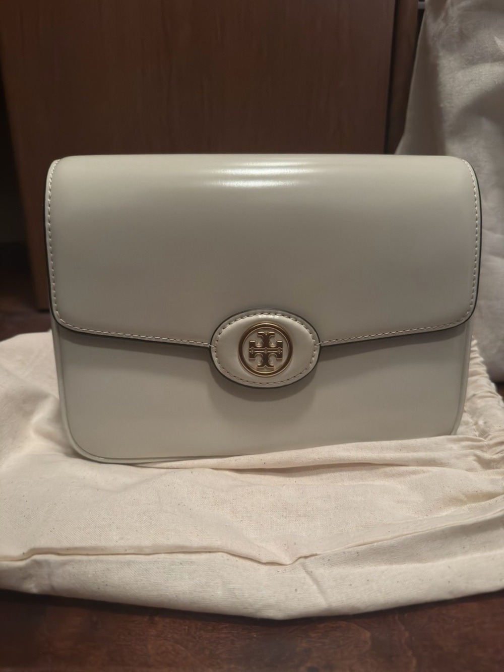New with tags tory burch ROBINSON SPAZZOLATO
SHOULDER BAG - Picture 5 of 5